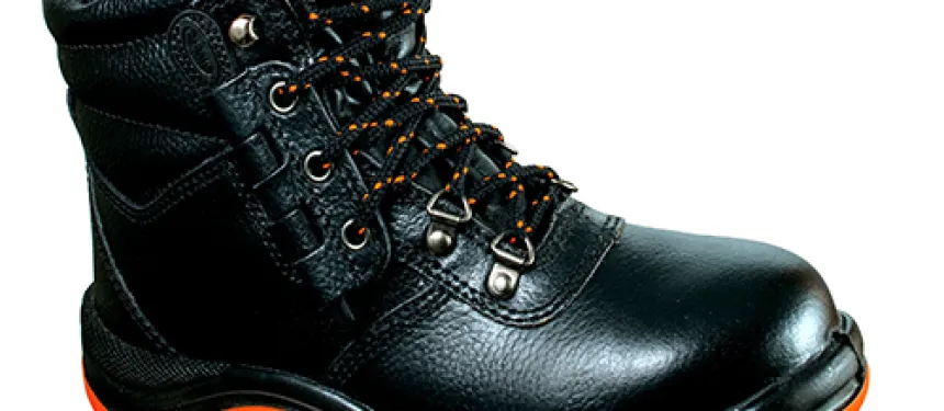 Mengenal Jenis dan Manfaat Sepatu Safety untuk Keselamatan Kerja